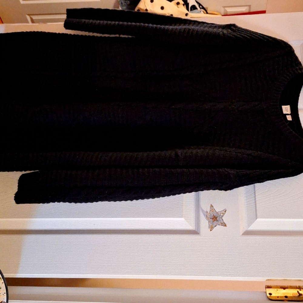 Gap Sweater